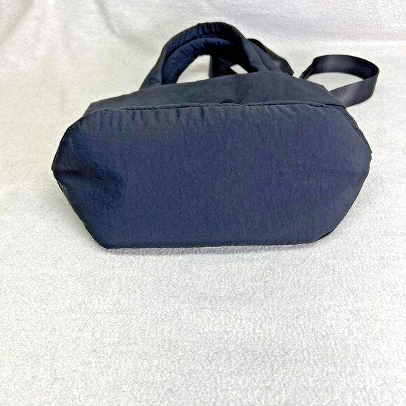 NWT Lululemon On My Level Crossbody Top Handle Tote Bag sm 5L Black - Picture 2 of 10